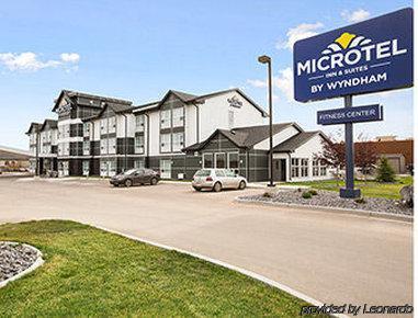Microtel Inn & Suites By Wyndham Blackfalds מראה חיצוני תמונה